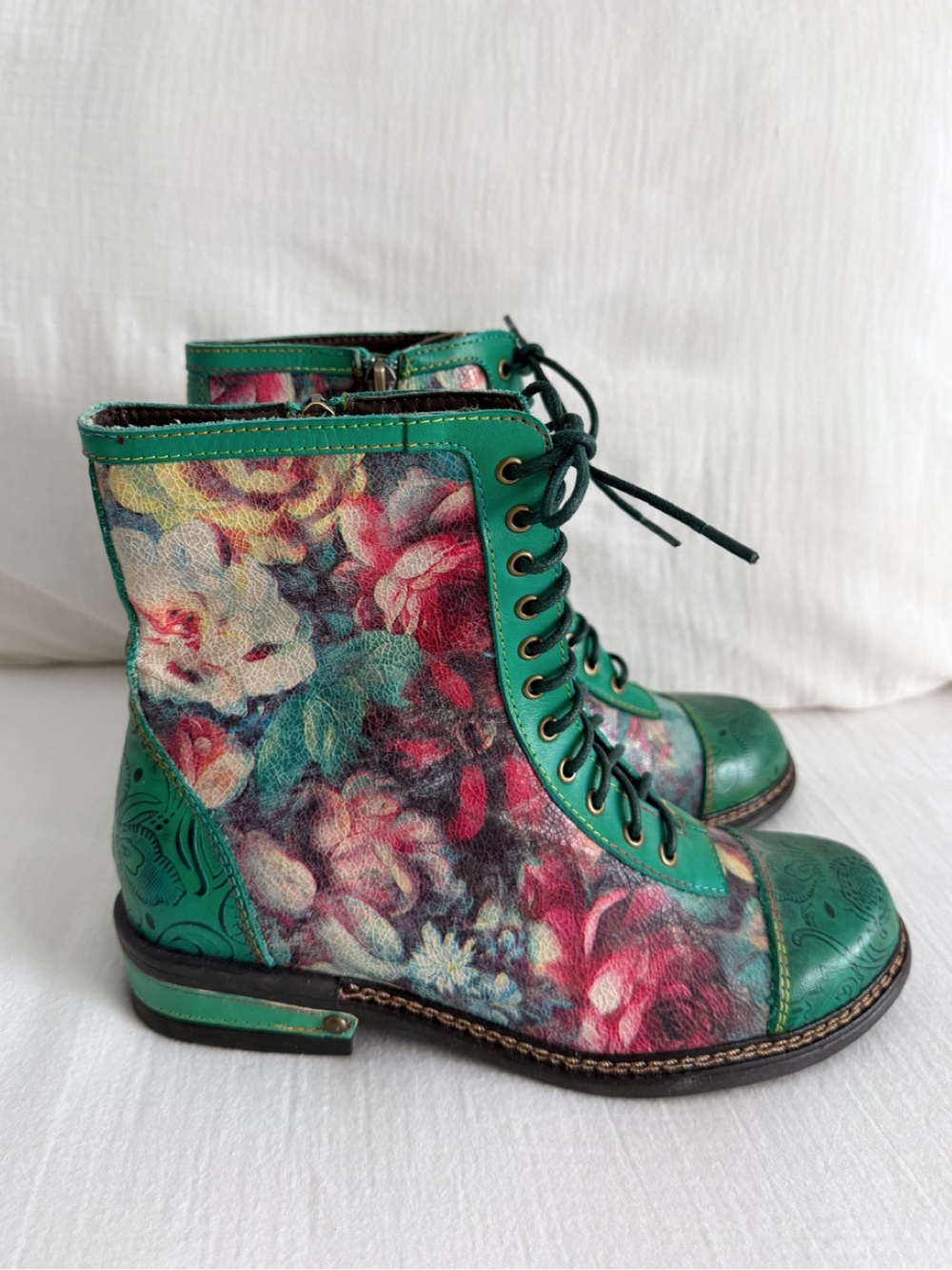 Socofy Green Retro Floral Boho Leather Boots